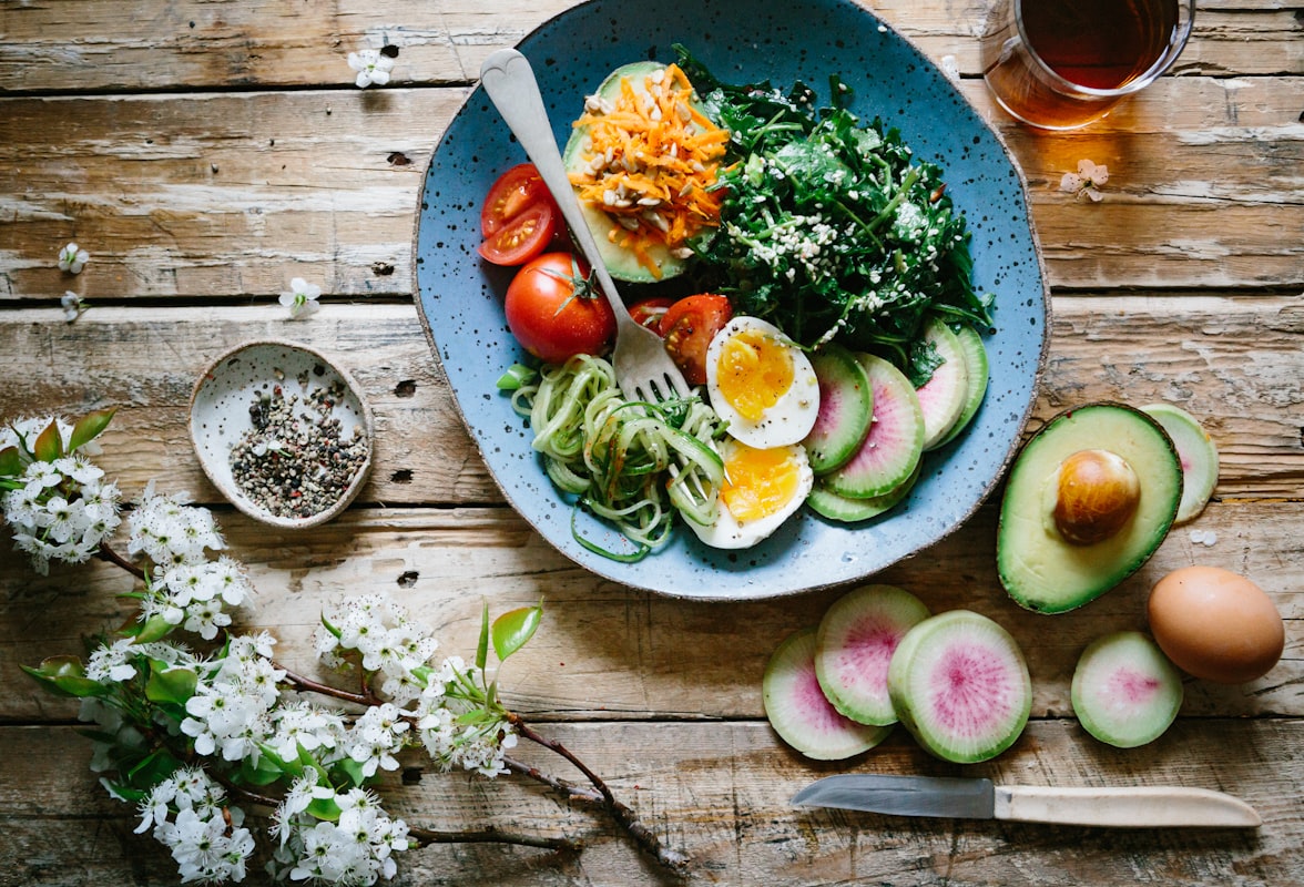 Energía diaria: Estrategias nutricionales prácticas